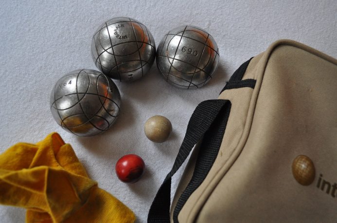 Boules de pétanques pour illustrer l'article sur les championnats du monde de pétanque dans le blog santé sport de CapRol